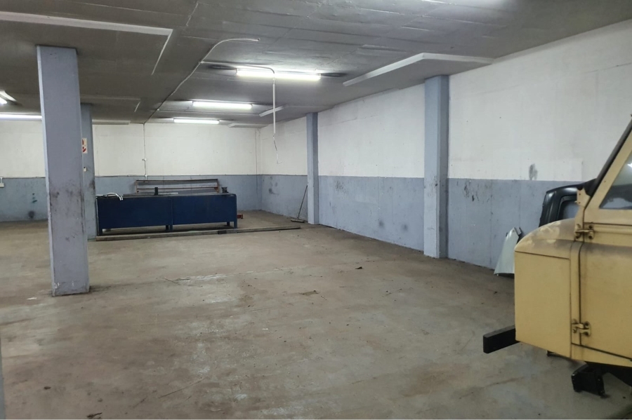 To Let commercial Property for Rent in North End Eastern Cape